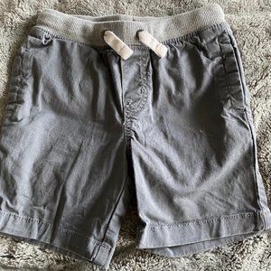 Cat & Jack Twill Shorts. Gray. 4T.